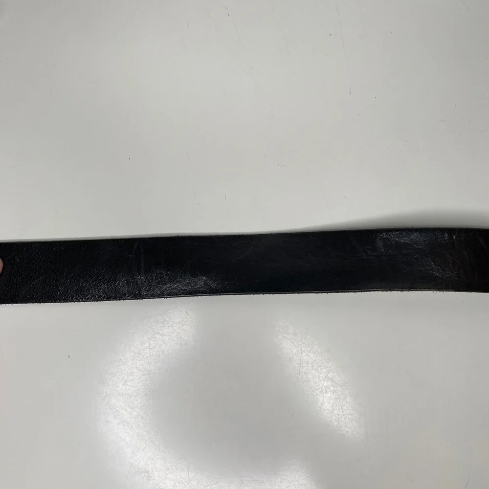 KARL LAGERFELD Mens Black Leather Belt Silver Buckle Size 105/40‎